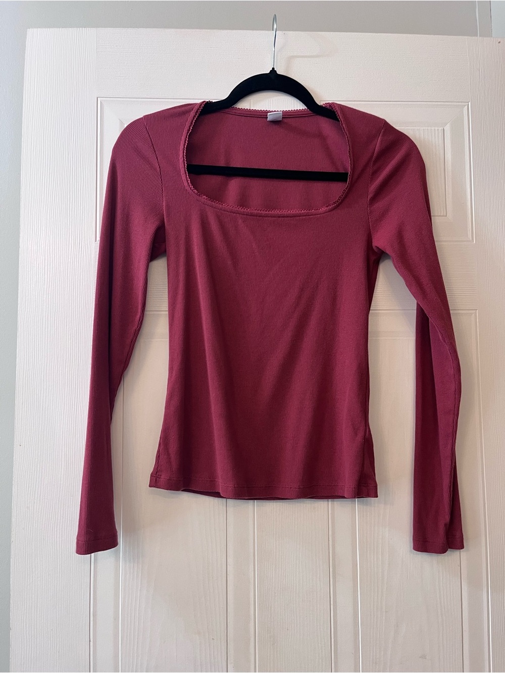 Old Navy Long-Sleeve Square Neck Top in Mauve